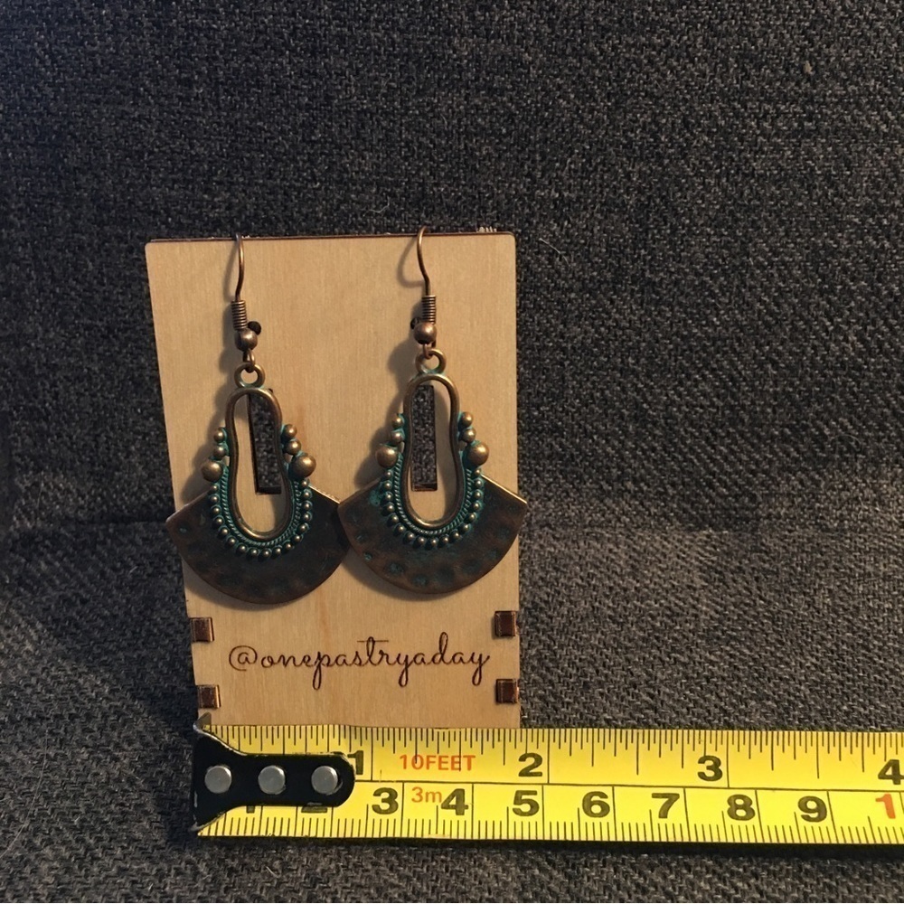 Boho, Western Flair Fashion Dangle Hammered Metal Earrings, Cooper, Turquoise - Picture 9 of 14